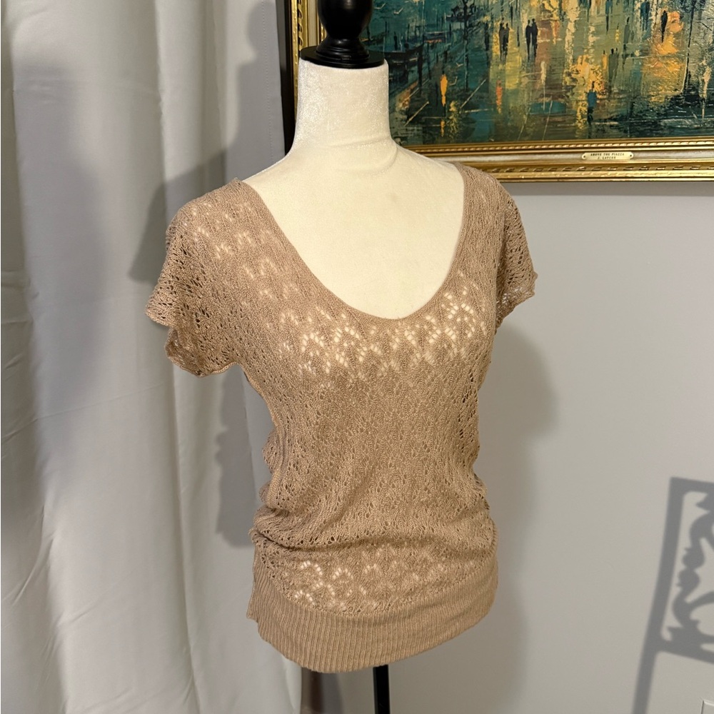 Banana Republic Size small top
100% linen